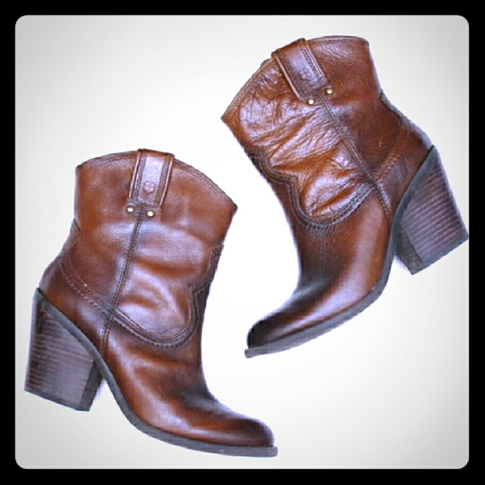 Lucky Brand heeled ankle cowgirl style boots